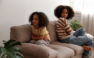 How to Deal With Sibling Rivalry in Children